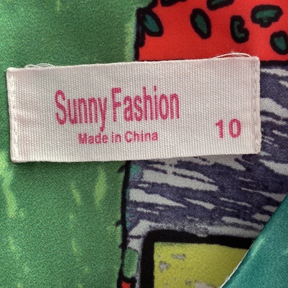 Cats & Trees Print‎ Dress - Picture 3 of 3